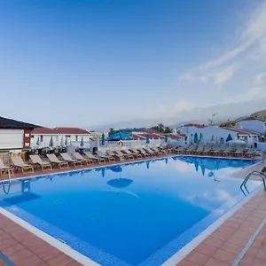 2* Aparthotel Tinerfe Garden